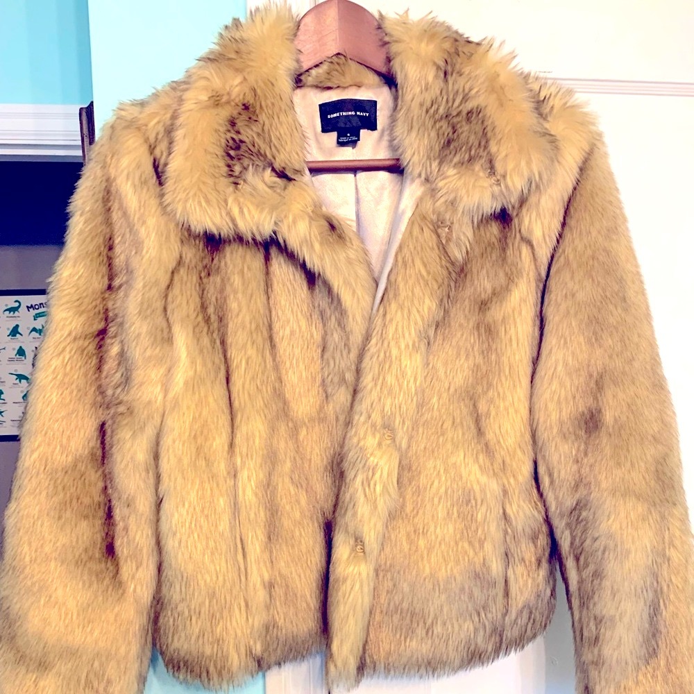Cropped faux fur